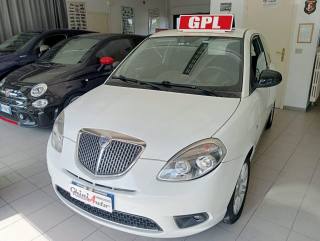 LANCIA Ypsilon usata, con Airbag