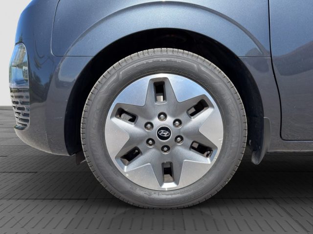 HYUNDAI Staria usata 16