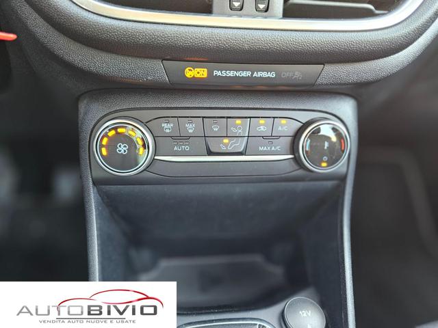 FORD Fiesta usata, con Specchietti laterali elettrici