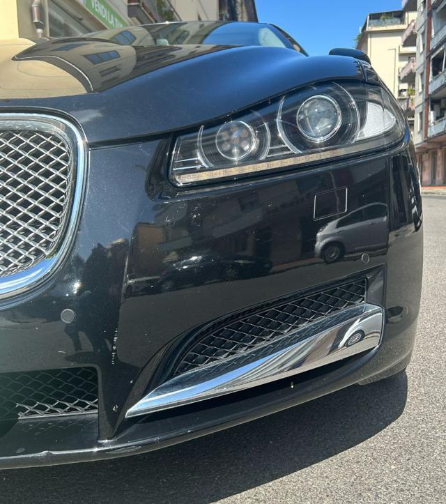 JAGUAR XF usata, con Vetri oscurati