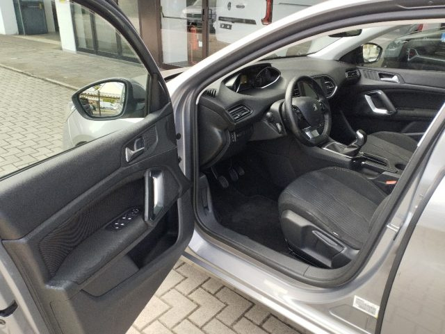 PEUGEOT 308 usata, con Cruise Control