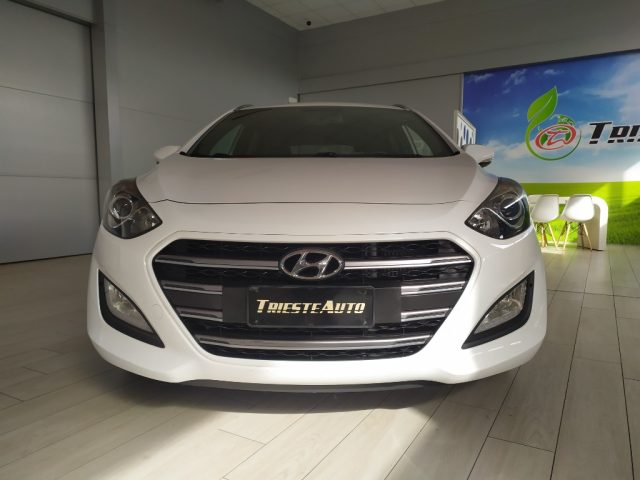 HYUNDAI i30 usata, con Airbag