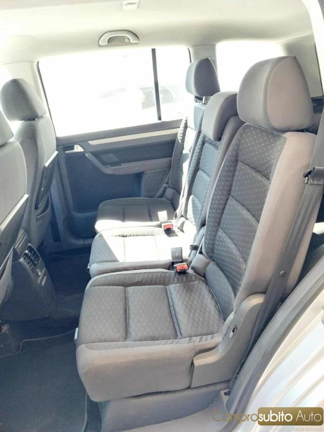 VOLKSWAGEN Touran usata 20