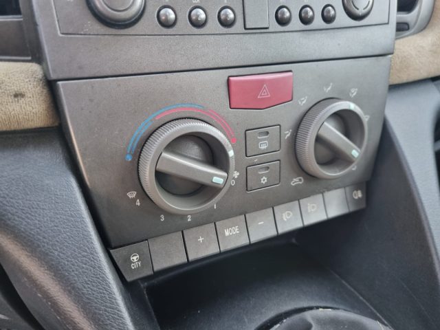 LANCIA Ypsilon usata 9