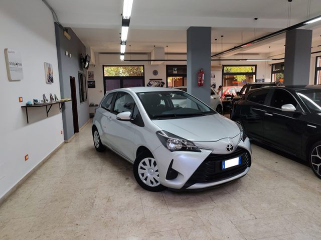 TOYOTA Yaris usata, con ABS