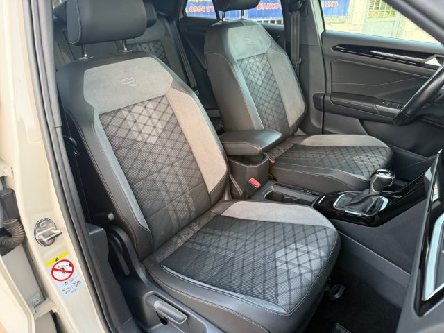 VOLKSWAGEN T-Roc usata 26