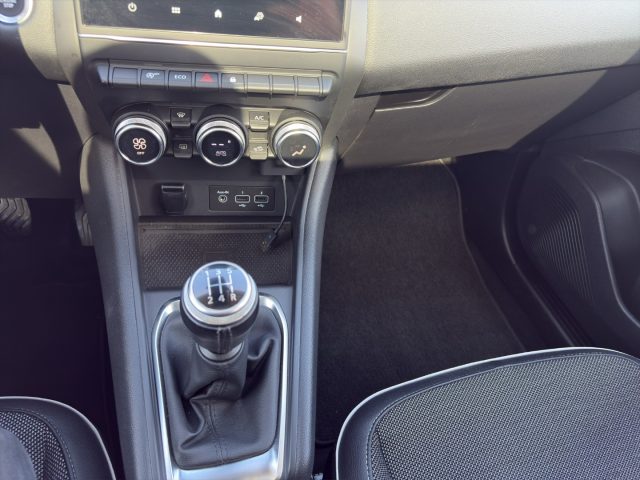 RENAULT Captur usata, con Sistema di navigazione