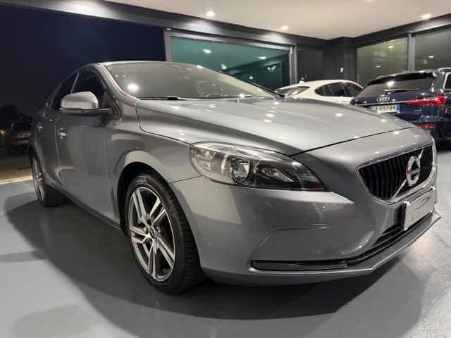 VOLVO V40 usata, con Airbag laterali