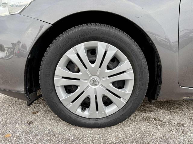 TOYOTA Auris usata, con Bluetooth