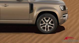 LAND ROVER Defender usata 5