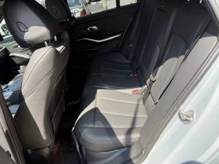 BMW 320 usata, con USB