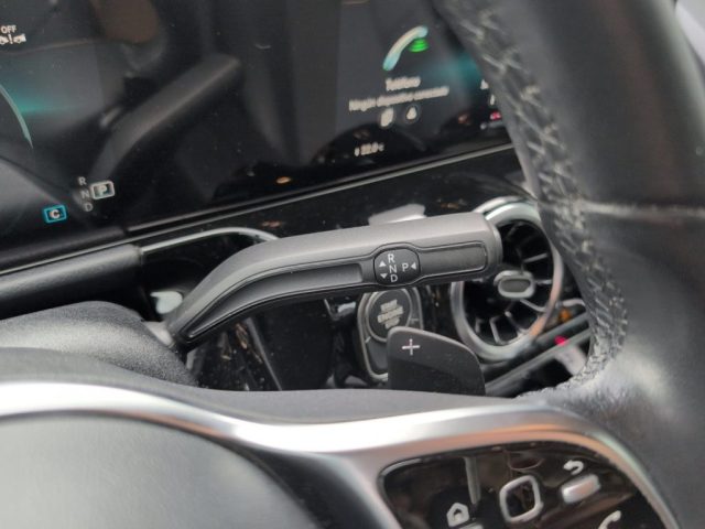 MERCEDES-BENZ GLA 200 usata, con USB