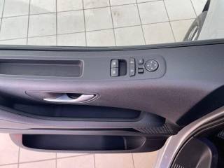 HYUNDAI Staria usata, con Vetri oscurati