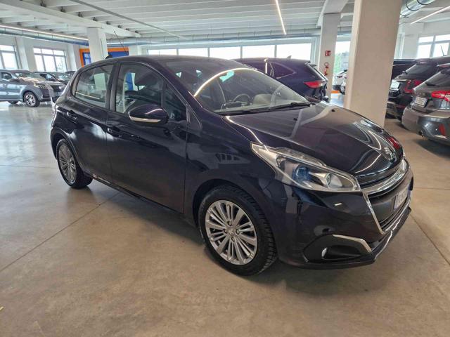 PEUGEOT 208 usata, con Airbag laterali