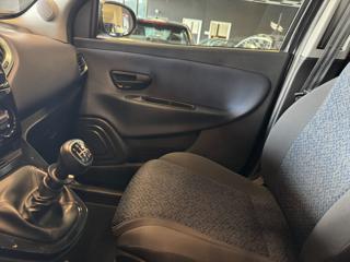 LANCIA Ypsilon usata, con Park Distance Control