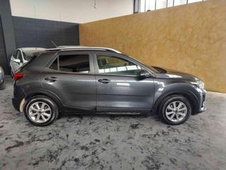 KIA Stonic usata, con Autoradio