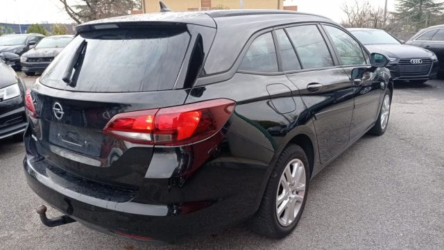 OPEL Astra usata, con Airbag Passeggero