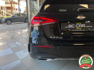 MERCEDES-BENZ A 200 usata, con Sensori di parcheggio posteriori