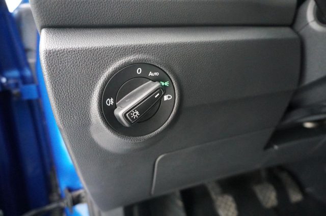 VOLKSWAGEN T-Roc usata, con Autoradio digitale