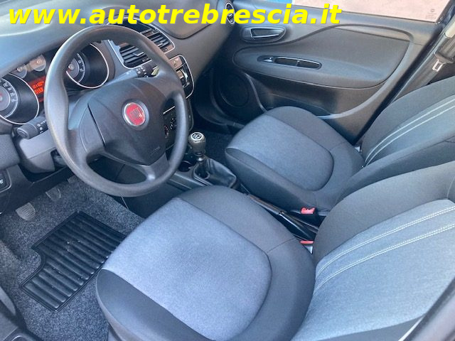 FIAT Punto usata, con Autoradio digitale
