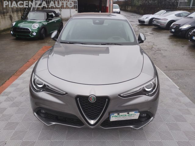 ALFA ROMEO Stelvio usata, con Airbag
