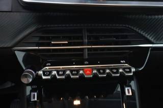 PEUGEOT 208 usata 11