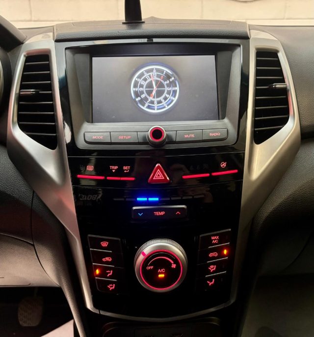 SSANGYONG Tivoli usata, con ESP