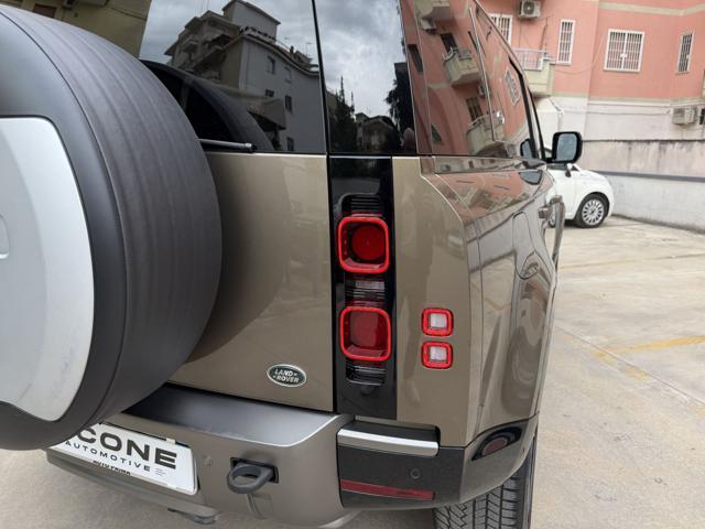 LAND ROVER Defender usata, con Autoradio