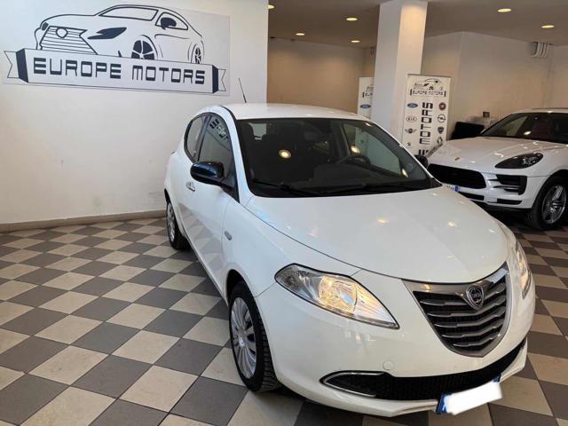 LANCIA Ypsilon usata, con Airbag