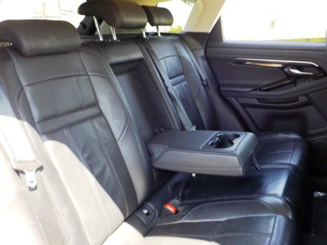 LAND ROVER Range Rover Evoque usata, con Leve al volante