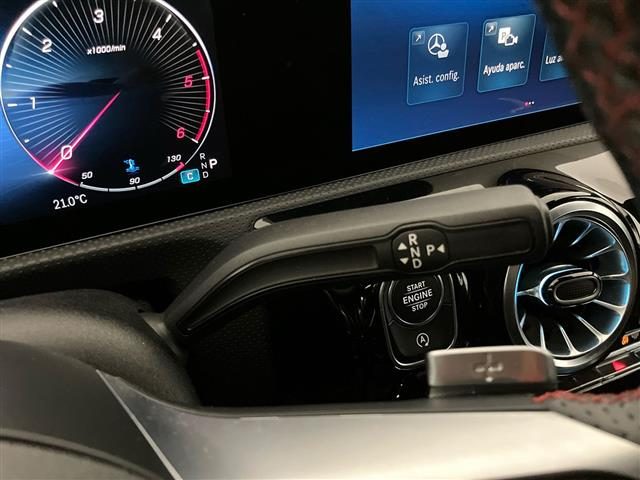 MERCEDES-BENZ CLA usata 24