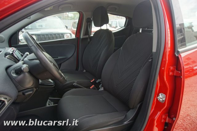 LANCIA Ypsilon usata, con Chiusura centralizzata