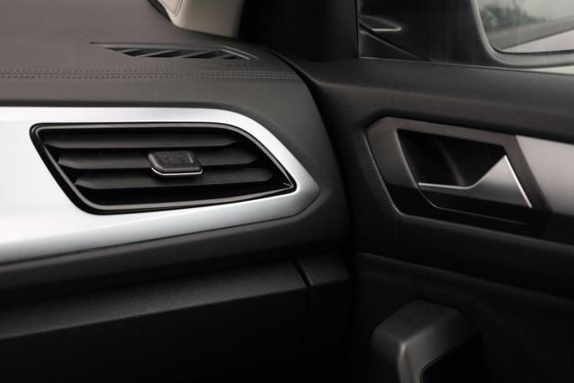 VOLKSWAGEN T-Roc usata, con Spoiler