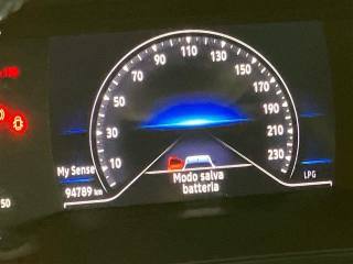 RENAULT Captur usata, con USB