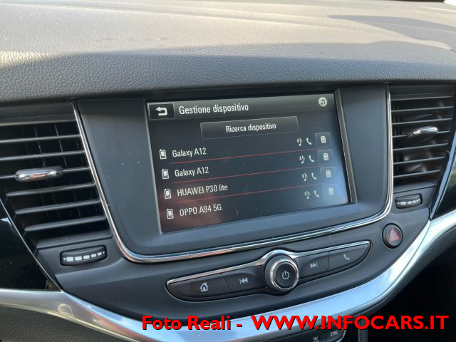 OPEL Astra usata, con Volante in pelle