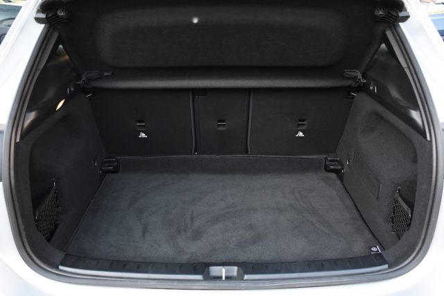 MERCEDES-BENZ GLA 200 usata, con ESP