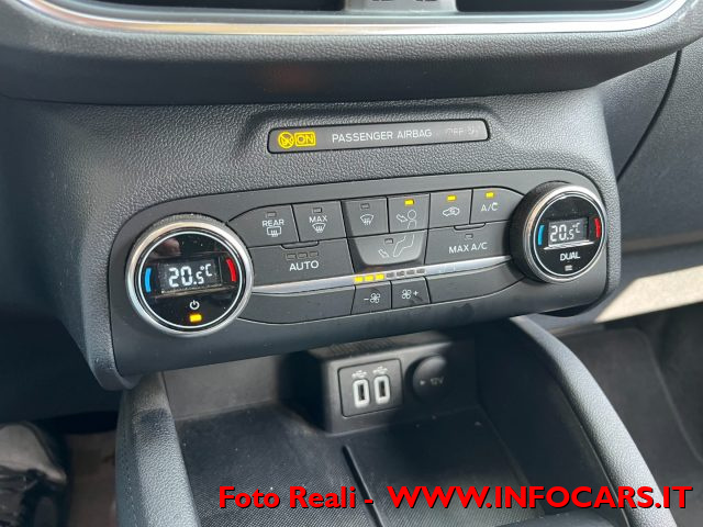FORD Kuga usata, con USB