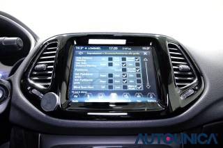 JEEP Compass usata, con Autoradio digitale