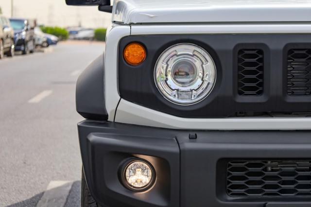 SUZUKI Jimny usata, con Telecamera per parcheggio assistito