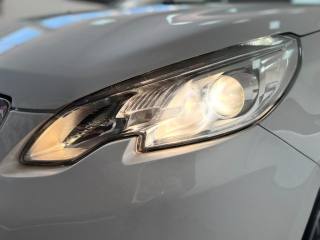 PEUGEOT 2008 usata 36