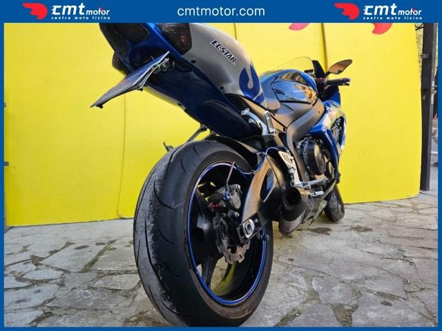 SUZUKI GSX R 600 usata 3