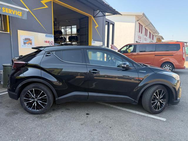 TOYOTA C-HR usata, con Alzacristalli elettrici