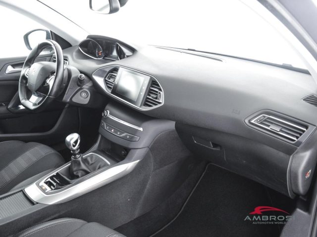 PEUGEOT 308 usata 11