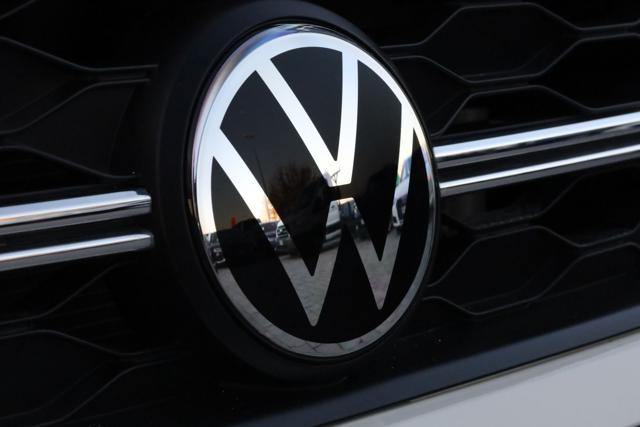 VOLKSWAGEN Taigo usata, con Specchietto retrovisore con funzione antiabbagliamento