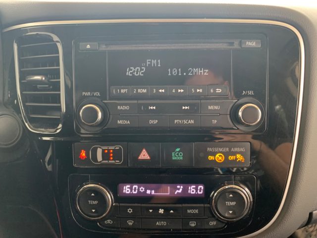 MITSUBISHI Outlander usata, con Fendinebbia