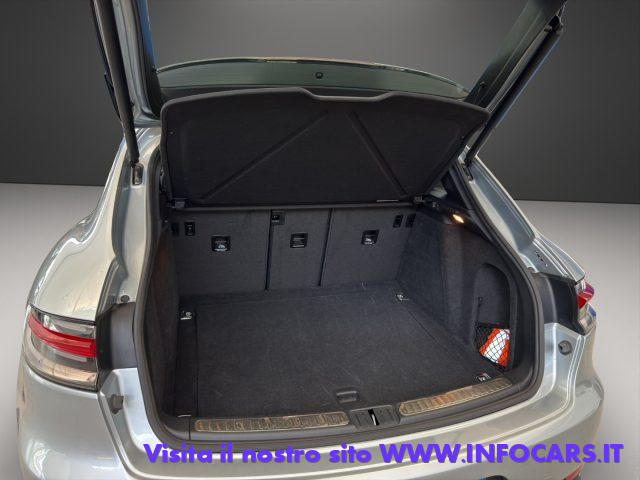 PORSCHE Macan usata, con Fari LED