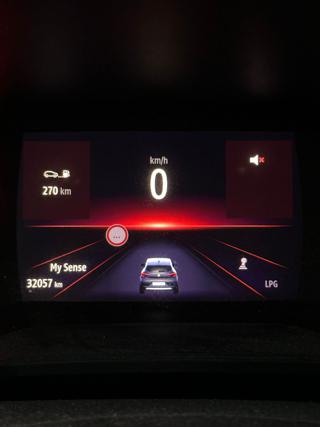 RENAULT Clio usata, con Park Distance Control