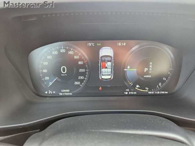 VOLVO XC40 usata, con Volante in pelle