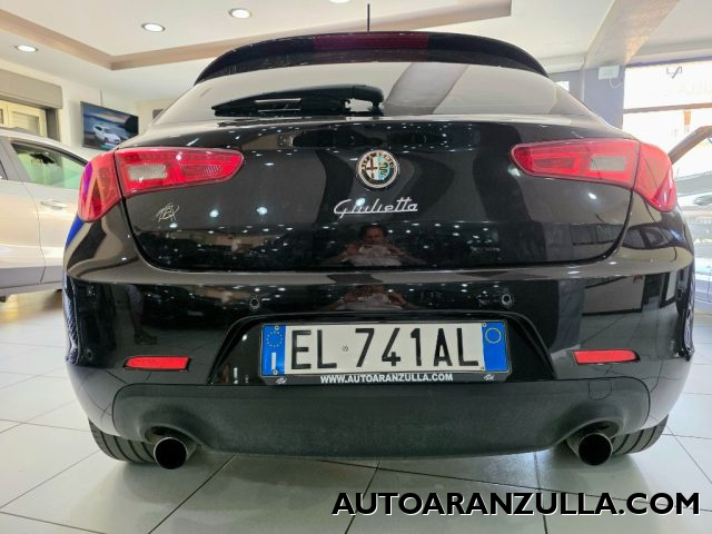 ALFA ROMEO Giulietta usata, con Luci diurne LED