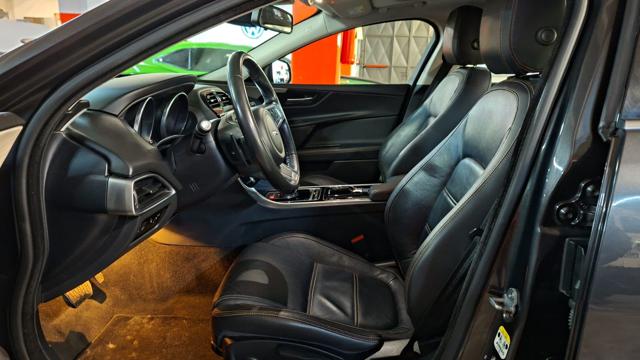 JAGUAR XE usata, con Cronologia tagliandi